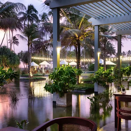 The Blue Water - Geoffrey Bawa Heritage Resort Hotel-3